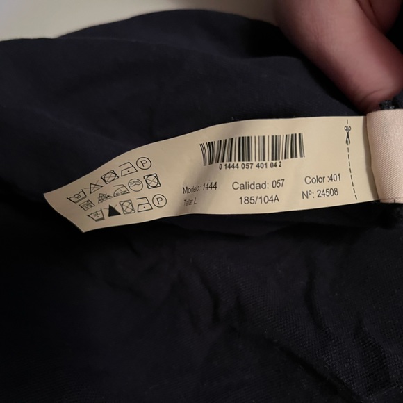 Massimo Dutti Basic Knitted Black Tee - Picture 3 of 4